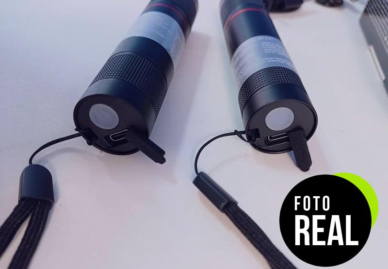 blukar-linterna-led-2000l-portatil-foto-3