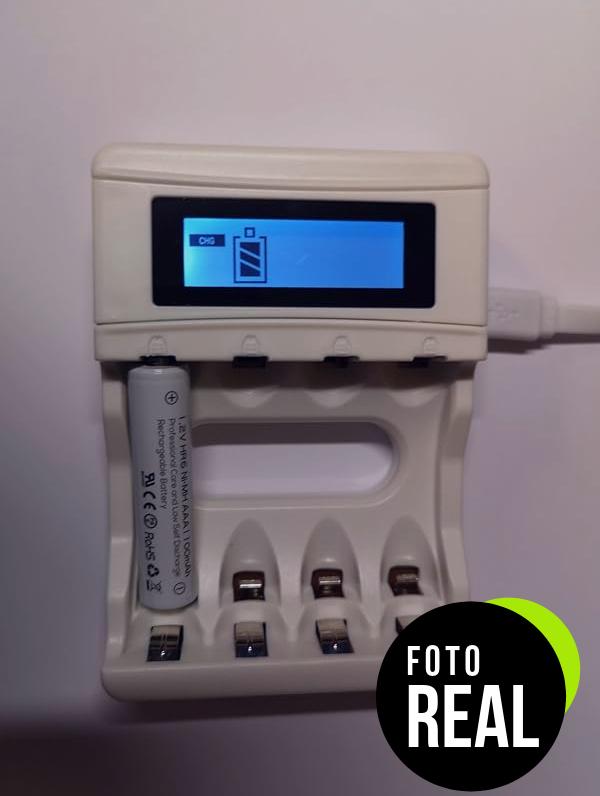 bonai-cargador-pilas-recargables-4-ranuras-lcd-foto-3