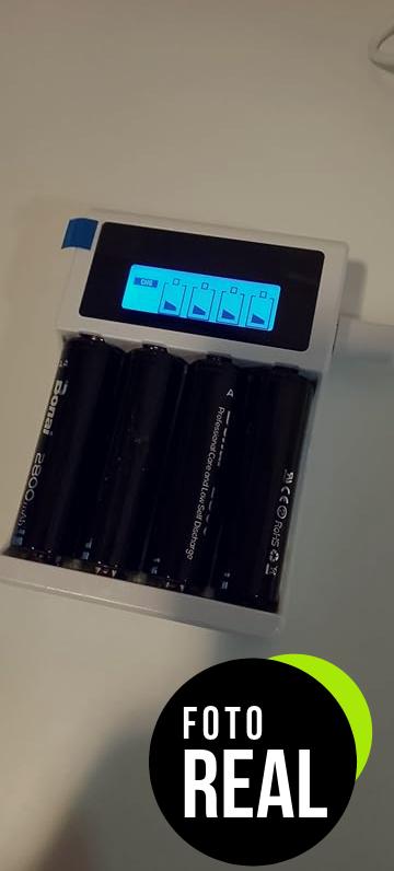 bonai-cargador-pilas-recargables-4slots-lcd-2800mAh-1100mAh-foto-1