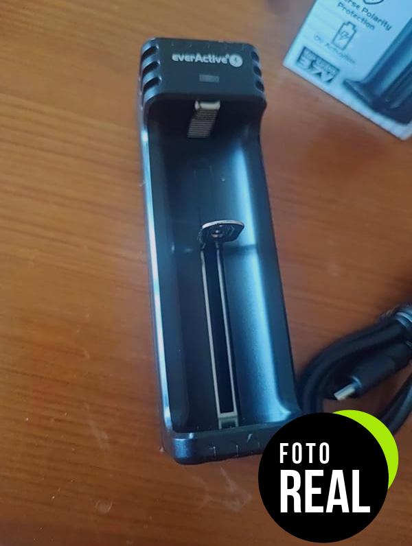 cargador-everactive-li-ion-lc100-foto-1