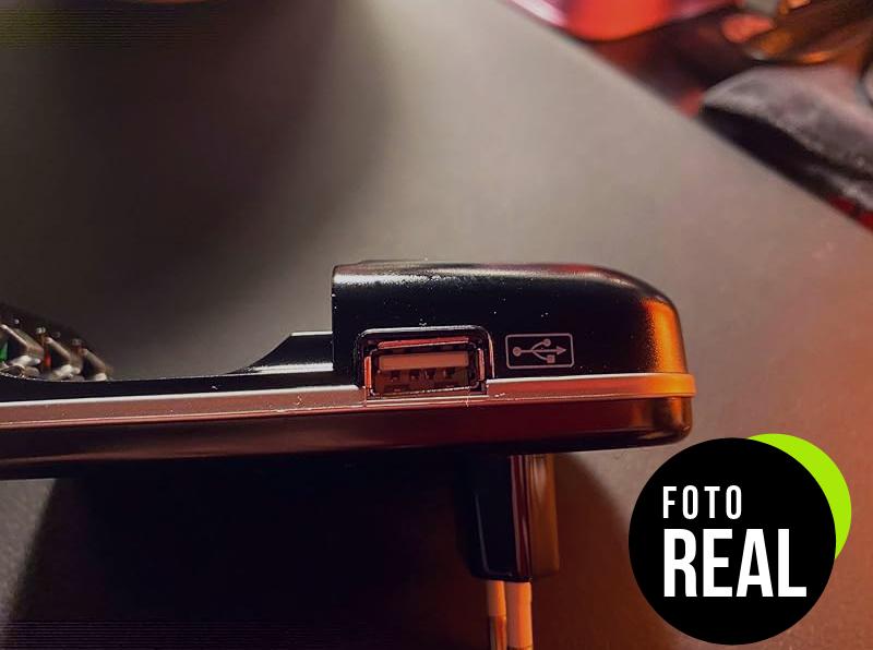 cargador-pilas-amazon-basics-usb-negro-foto-3