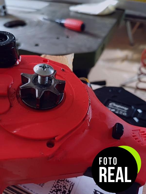 ceepuy-motosierra-mini-portatil-2-baterias-foto-1