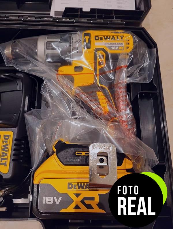 dewalt-taladro-percutor-18v-dcd796p2-qw-foto-3