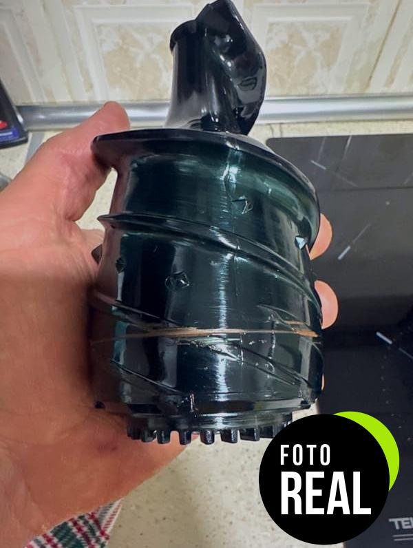 fridja-extractor-jugo-1900-negro-foto-1