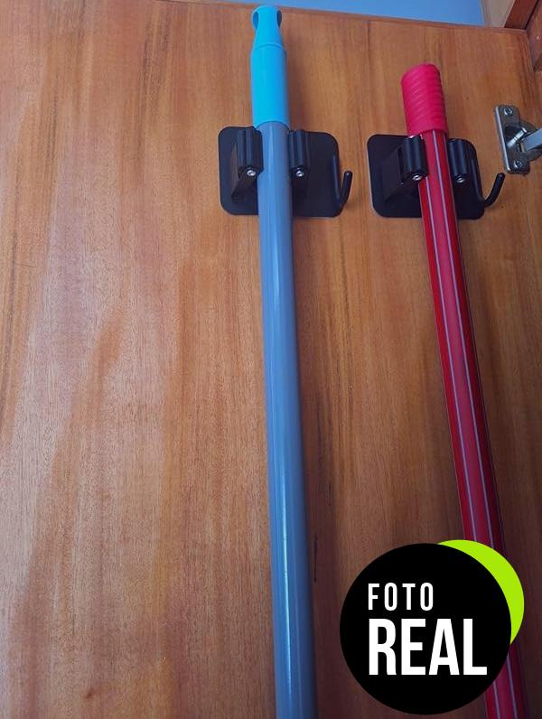 homeasy-soporte-escobas-negro-adhesivos-foto-3