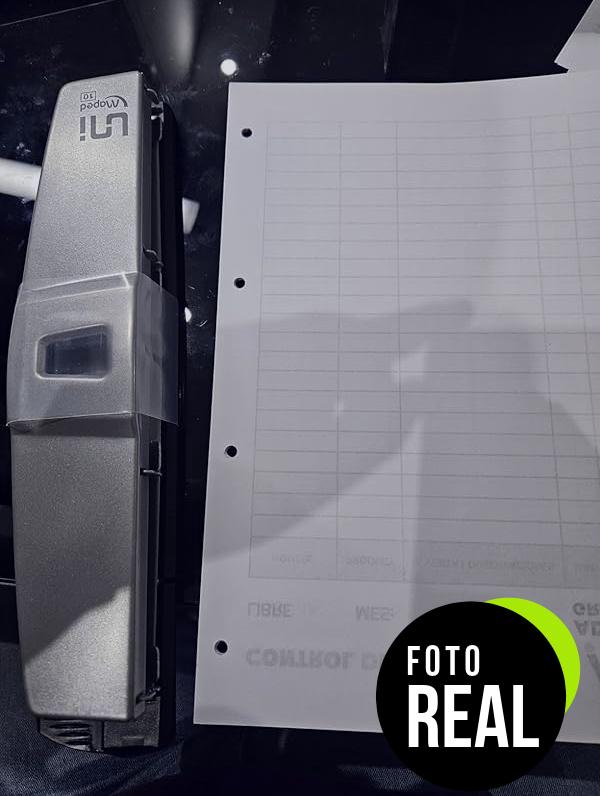 maped-perforadora-papel-oficina-4-agujeros-foto-1
