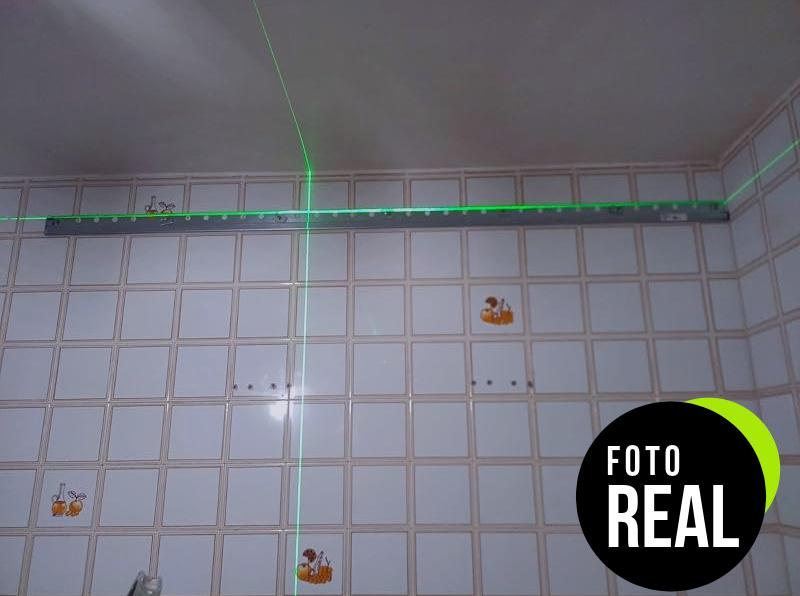 nikotek-nivel-laser-verde-2-baterias-foto-3