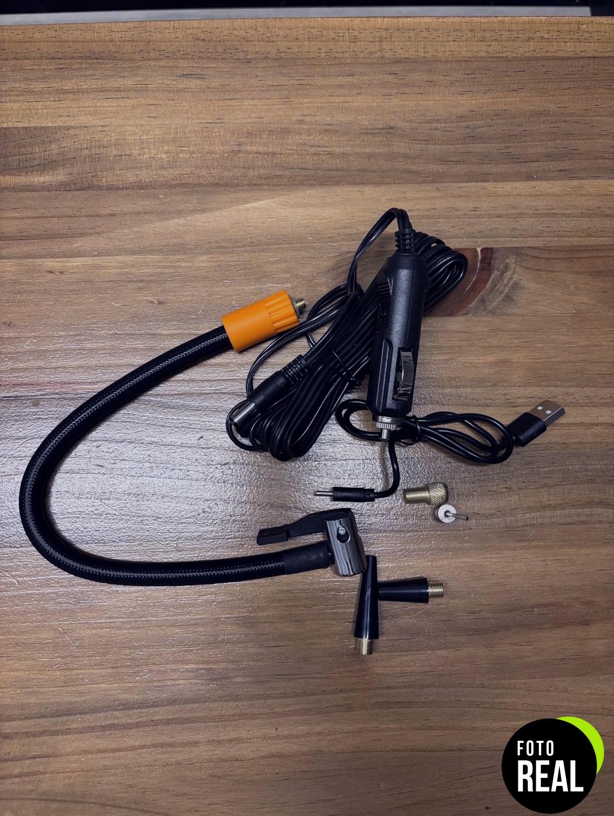 compresor-aire-portatil-naranja-8000mah-foto-3