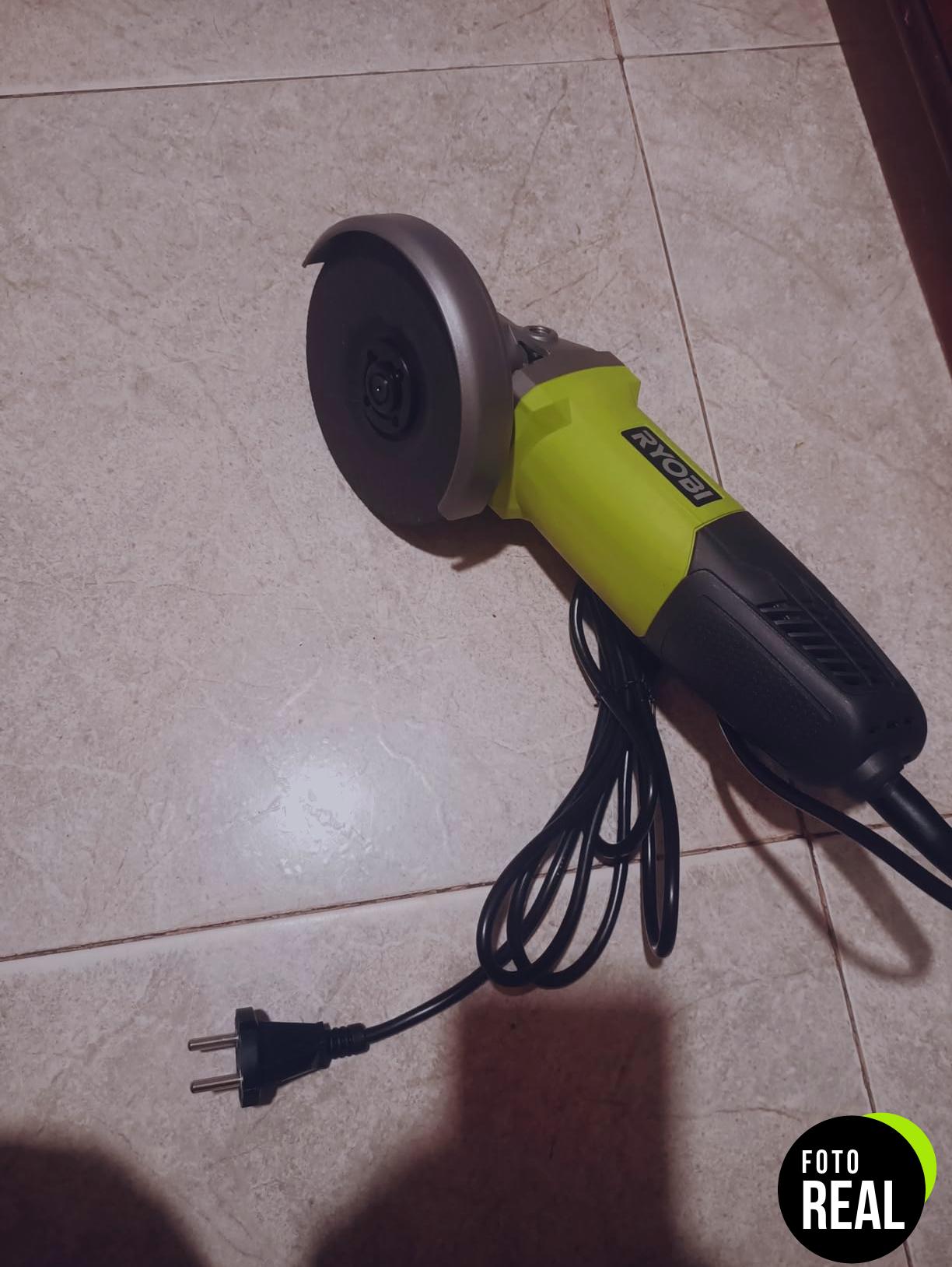 ryobi-amoladora-angular-800w-rag800-125g-foto-1